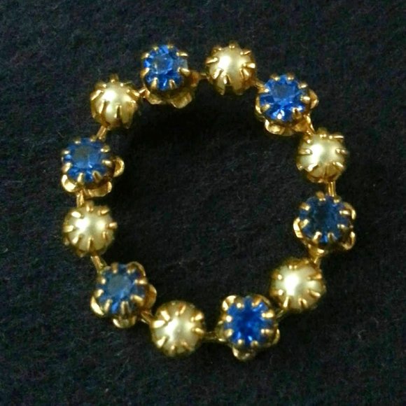Vintage Sapphire Blue Rhinestone Pearl Circle brooch - Picture 1 of 5